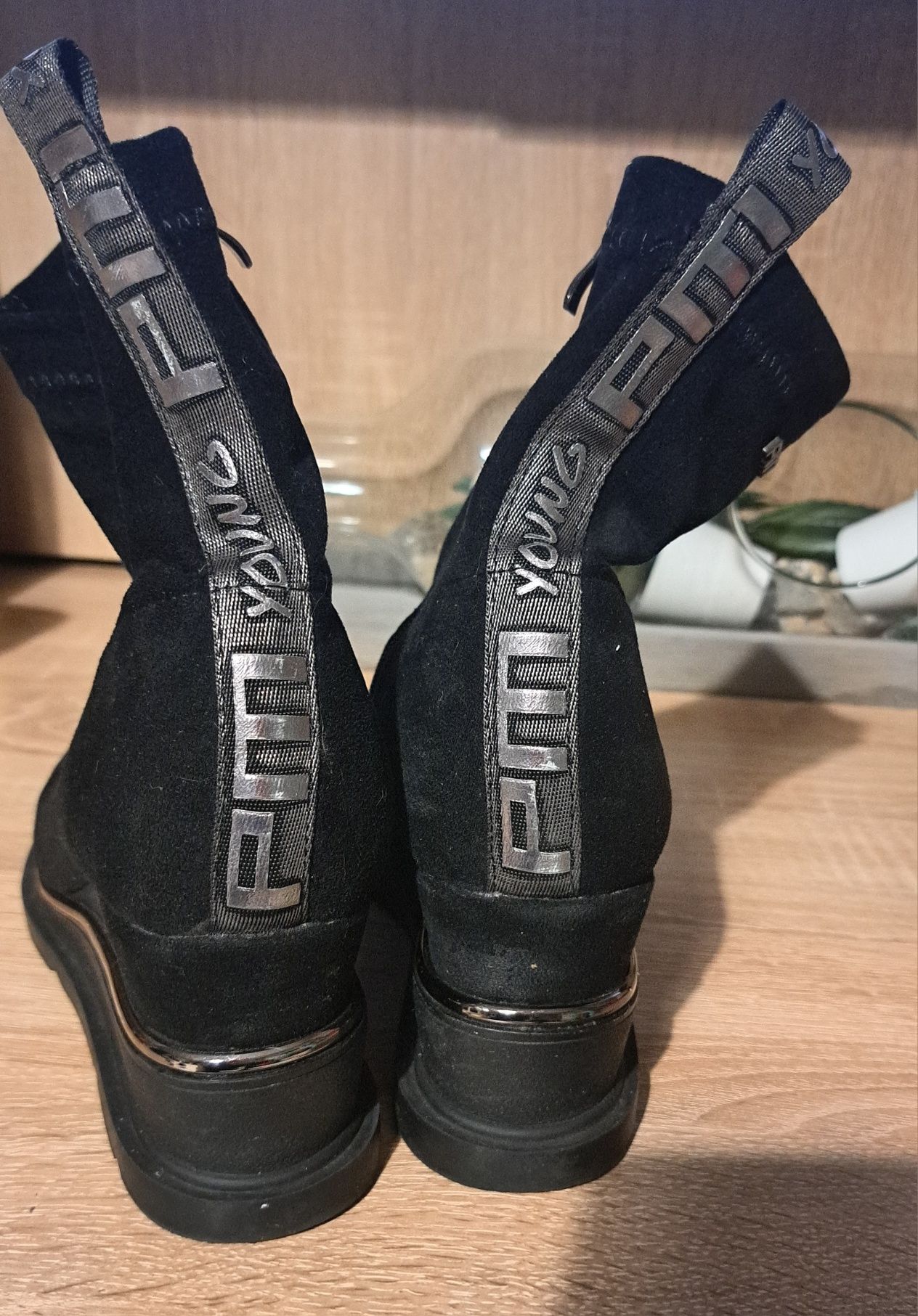 Prima Moda botki skarpetkowe