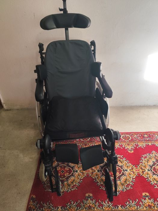 Wózek inwalidzki z funkcją spania Invacare