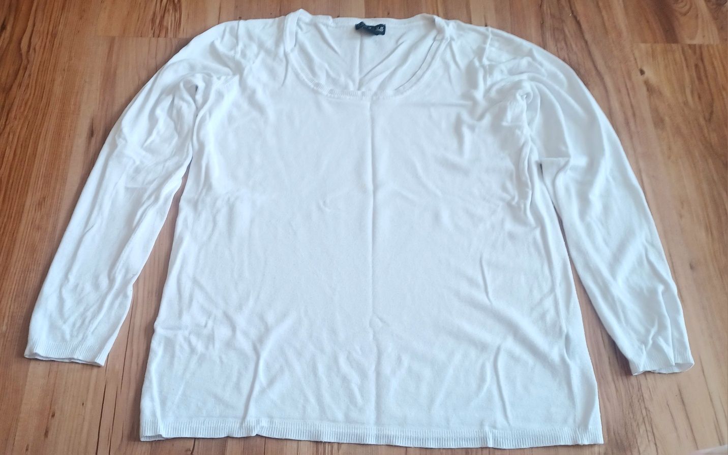 Sweterek biały Esmara 40 L
