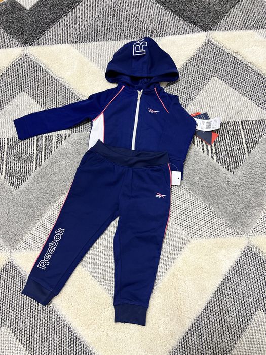 Спортивний костюм Reebok для дівчинки