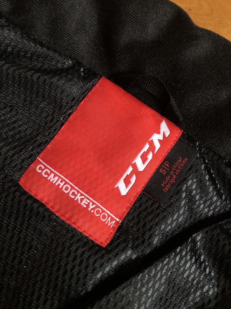 Бомбезная зимняя мужская куртка CCM Hockey Gear оригинал