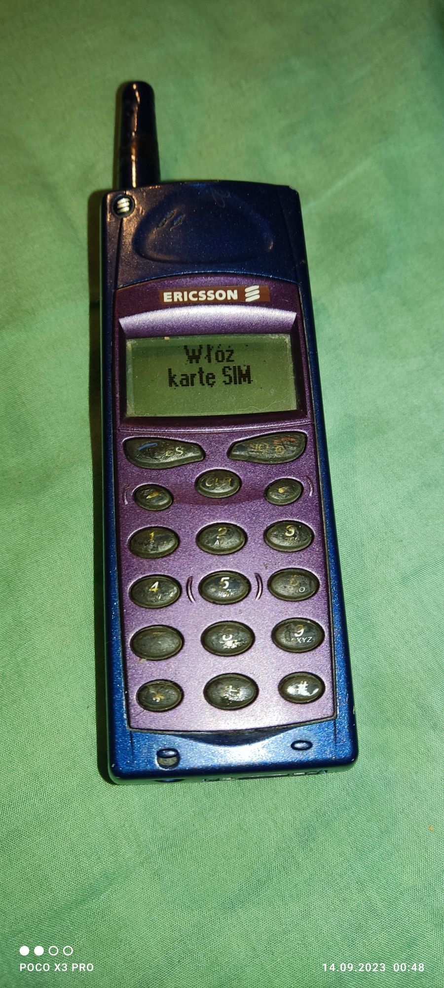 Kolekcjonerski telefon firmy Ericsson a1018s zaybtek