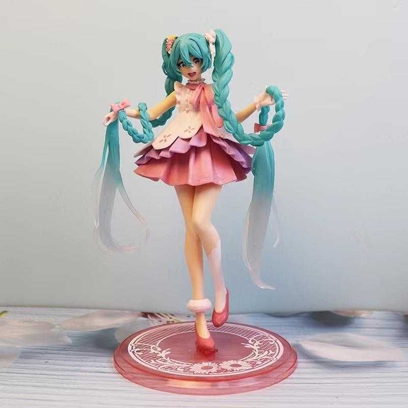 Аниме фигурка Хацуне Мику Hatsune Miku Страна Чудес Wonder Land 20 см