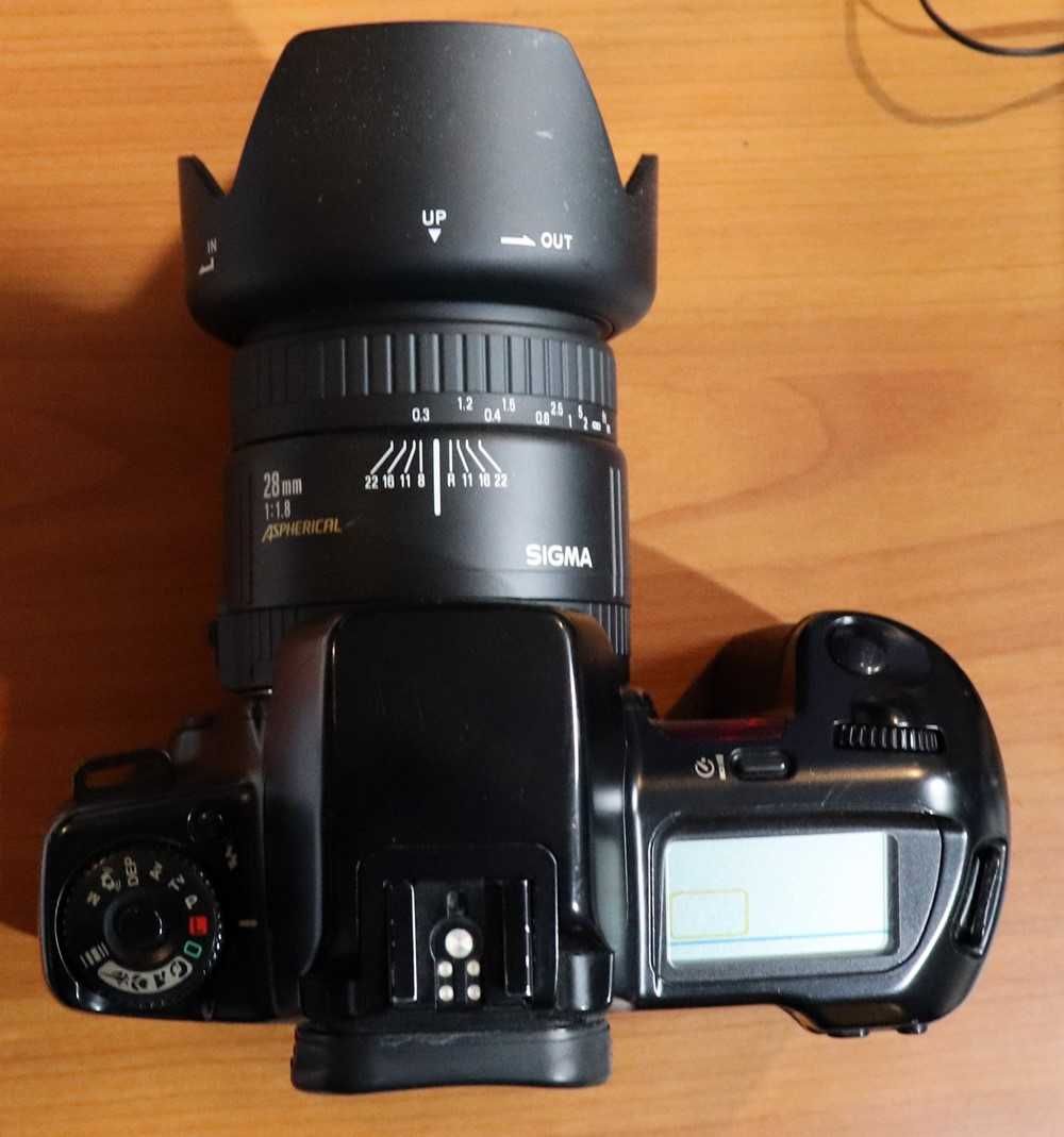 Canon EOS 10 analógica