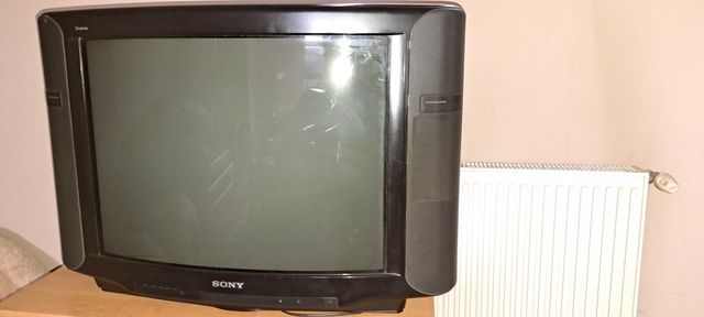 Telewizor Sony z pilotem sprzedam