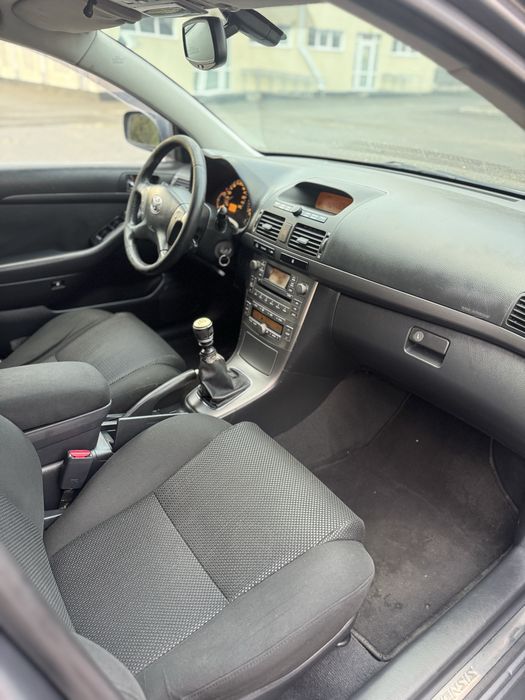 Toyota Avensis 2006р 2,0d мкпп 6ст в ідеальному стані універсал дизель