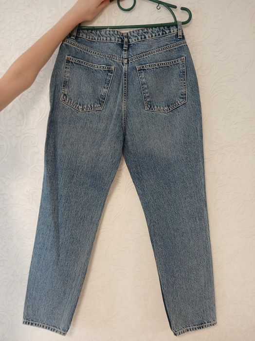 Джинси жіночі Zara,нові,куплені в Італії