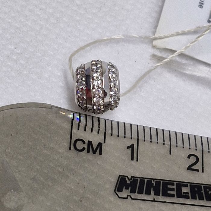 Підвіска - шарм з білого золота. Новий. Бренд Sova.