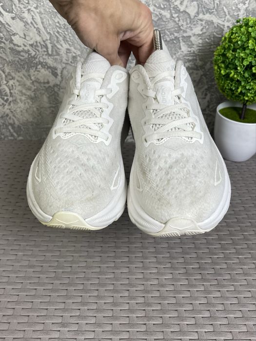 Hoka Clifton 9 кроссовки 40 размер беговые белые