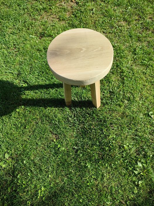 Stolik  dębowy  szerokość 30cm