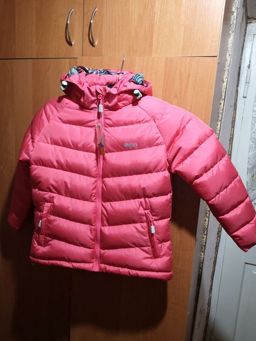 Продам курточки. Новые