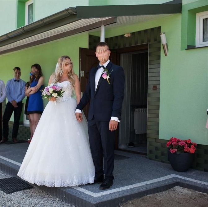 Zjawiskowa suknia ślubna Igar Lulu, księzniczka princessa kryształki
