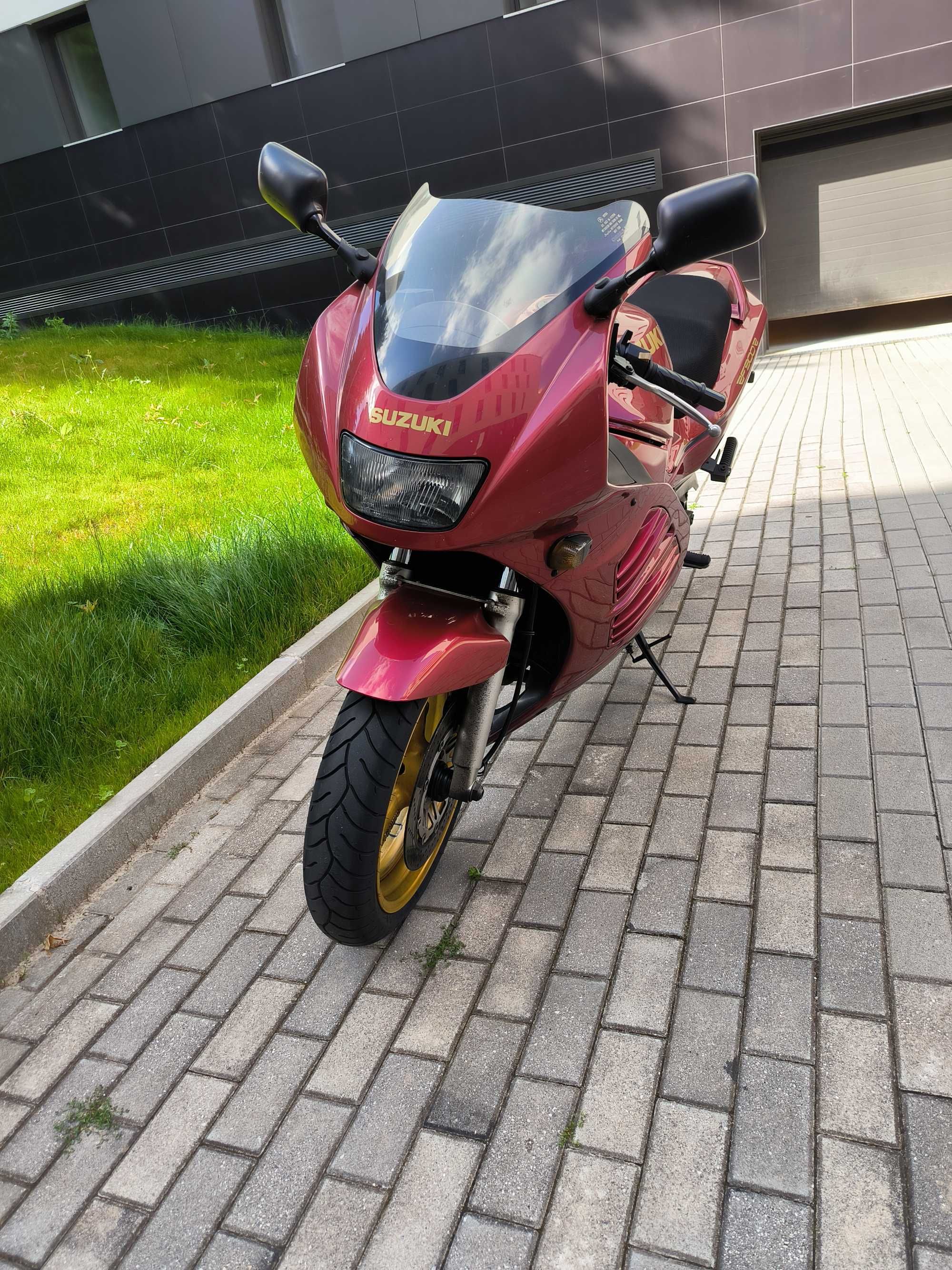 Suzuki RF 900 R - 1994