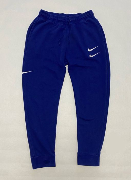 Штани Nike Swoosh
