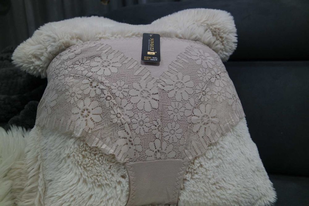 Wygodne majtki damskie z wysokim stanem XXL(0825)