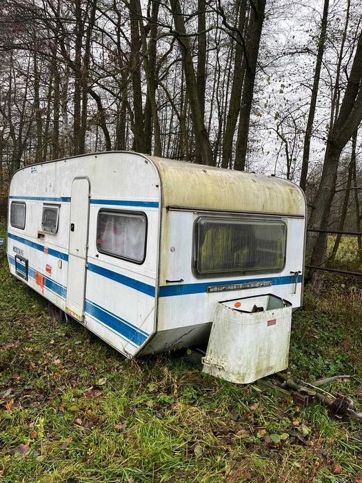 Przyczepa / kemping / magazyn