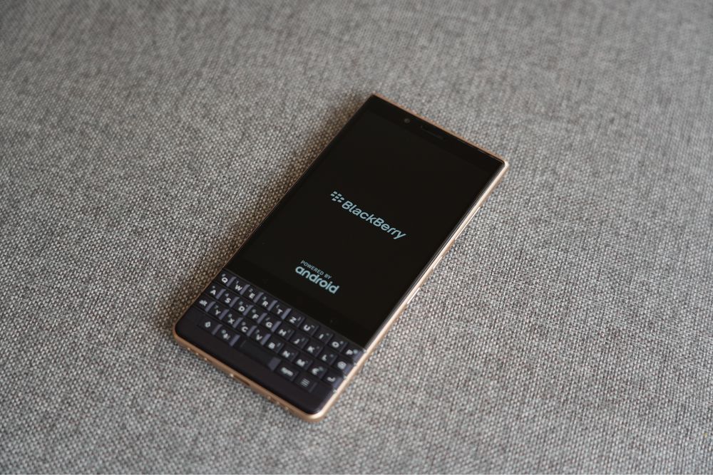 Telefon BlackBerry KEY2