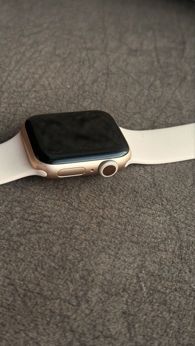 Apple Watch series 6, 40 mm