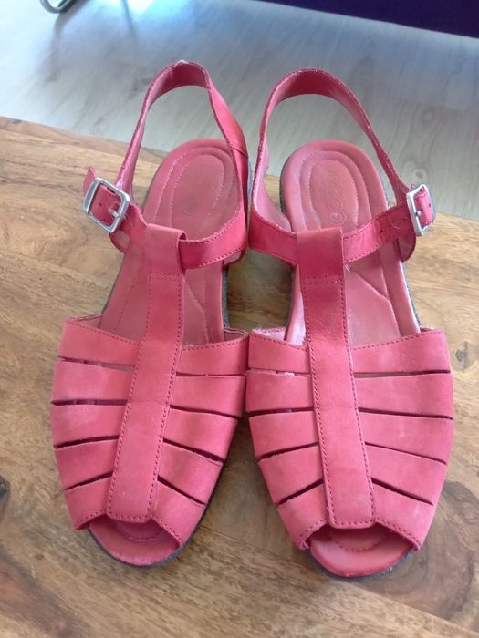 Sandały zabudowane Ecco rozmiar 40