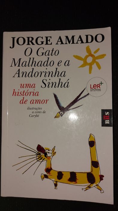 Livros juvenis com portes incluídos