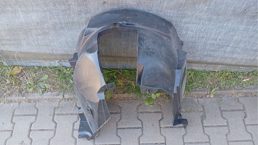 Dacia Duster II Lewe przednie nadkole