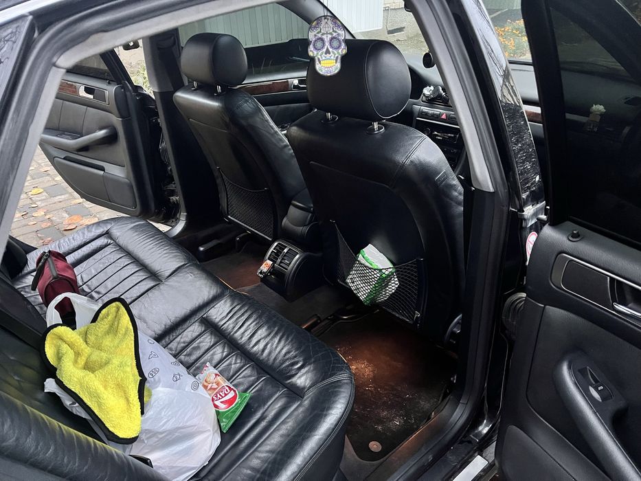 Ауді А6С5  авто в зорошу стані