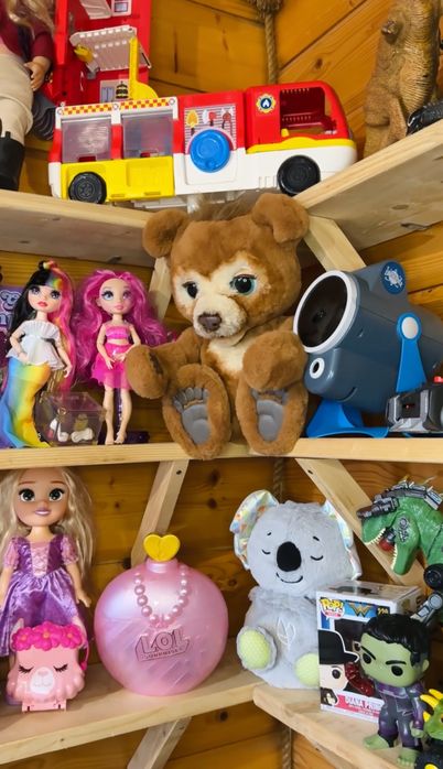 Іграшки з Європи Каббі Лего фанко поп Лол Fisher Price Disney