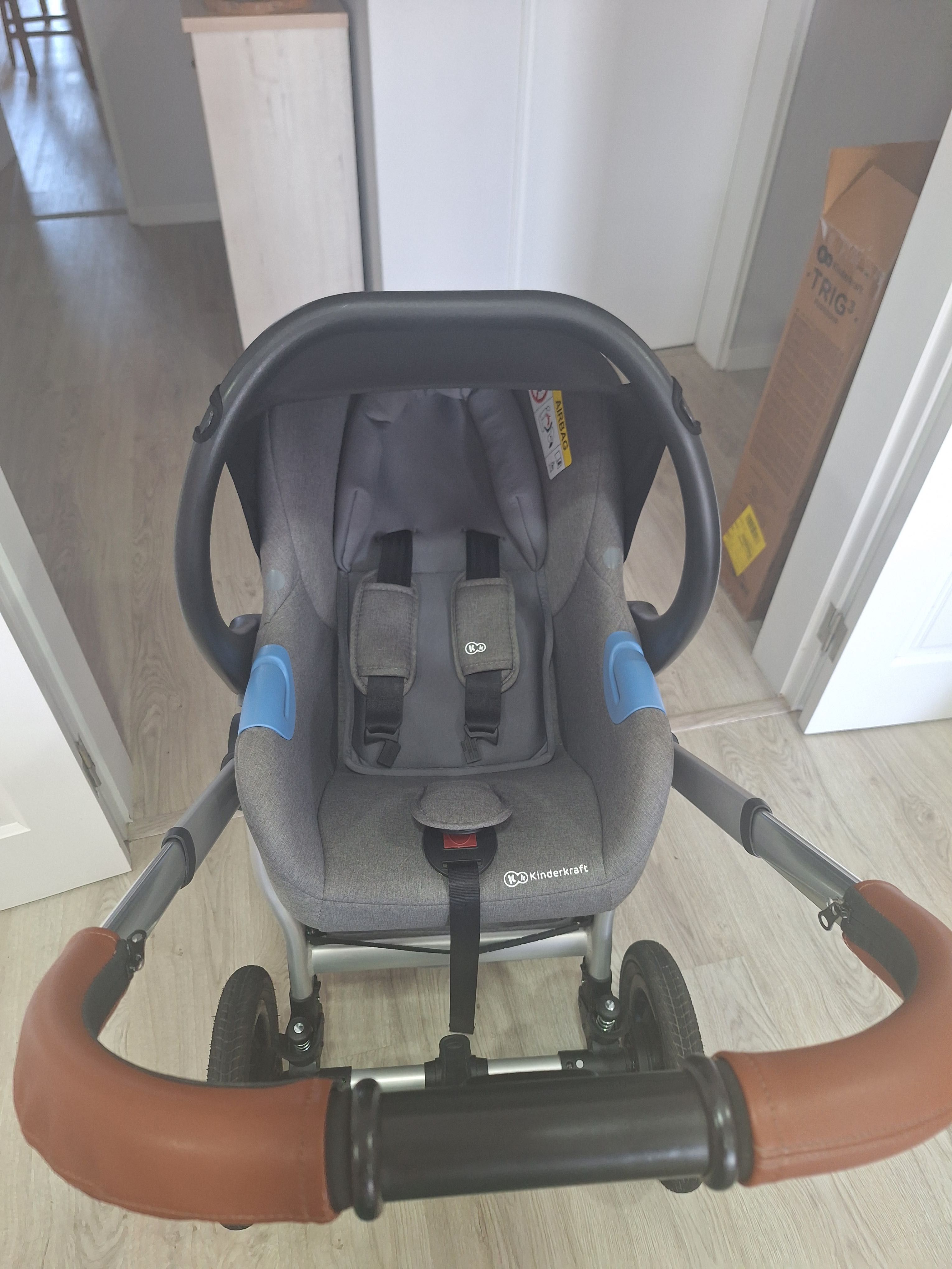 Carrinho de Bebé KinderKraft Veo (3 em 1)