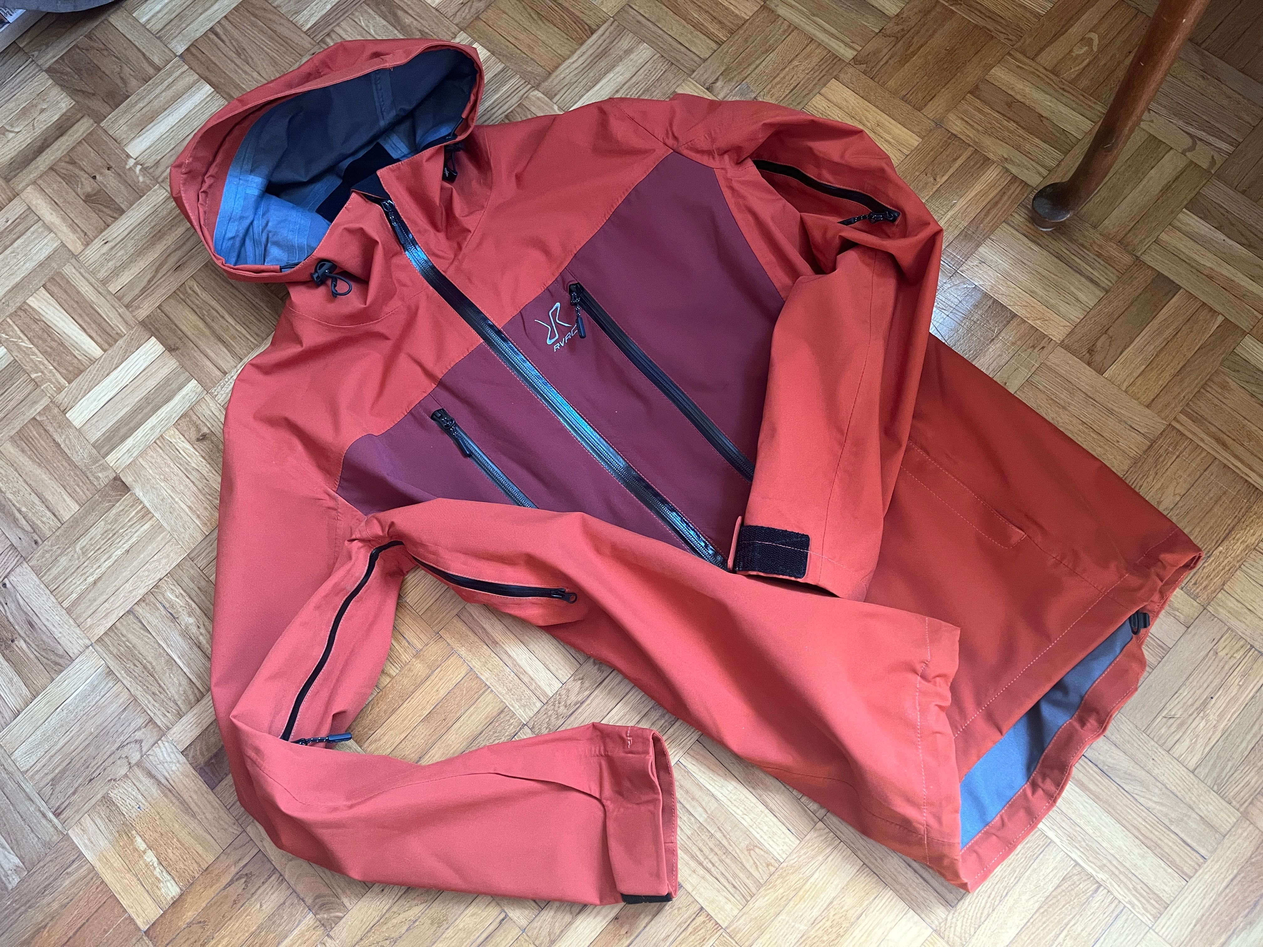 Wodoodporna kurtka outdoor Whisper Jacket Revolution Race