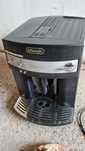 Ekspres ciśnieniowy DeLonghi esam niesprawny