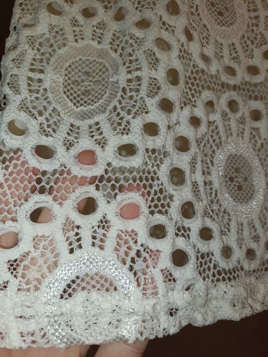 Мереживна блузка з короткими рукавами кольору айворі