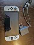 Nintendo Switch OLED z dodatkami