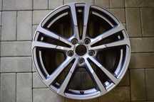 AUDI 18 ,,S-Line A3 S3 8V0 Oryginał