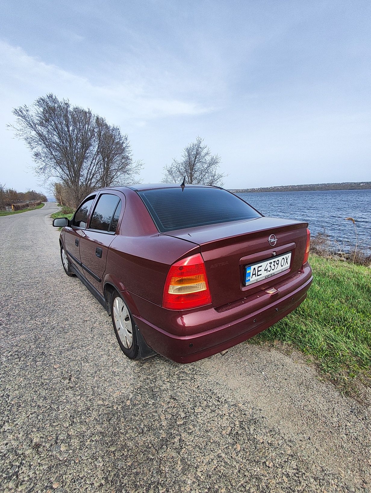 Opel astra G     .