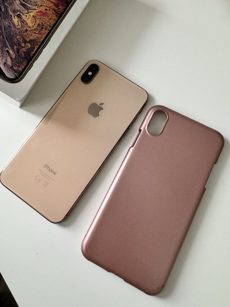 Telefon iphone  XS MAX 64 G w kolorze złotym