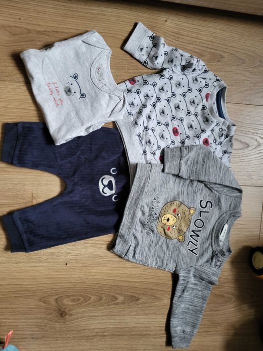 Zestaw chłopięcy w misie 68, spodnie,  bluzy oraz body