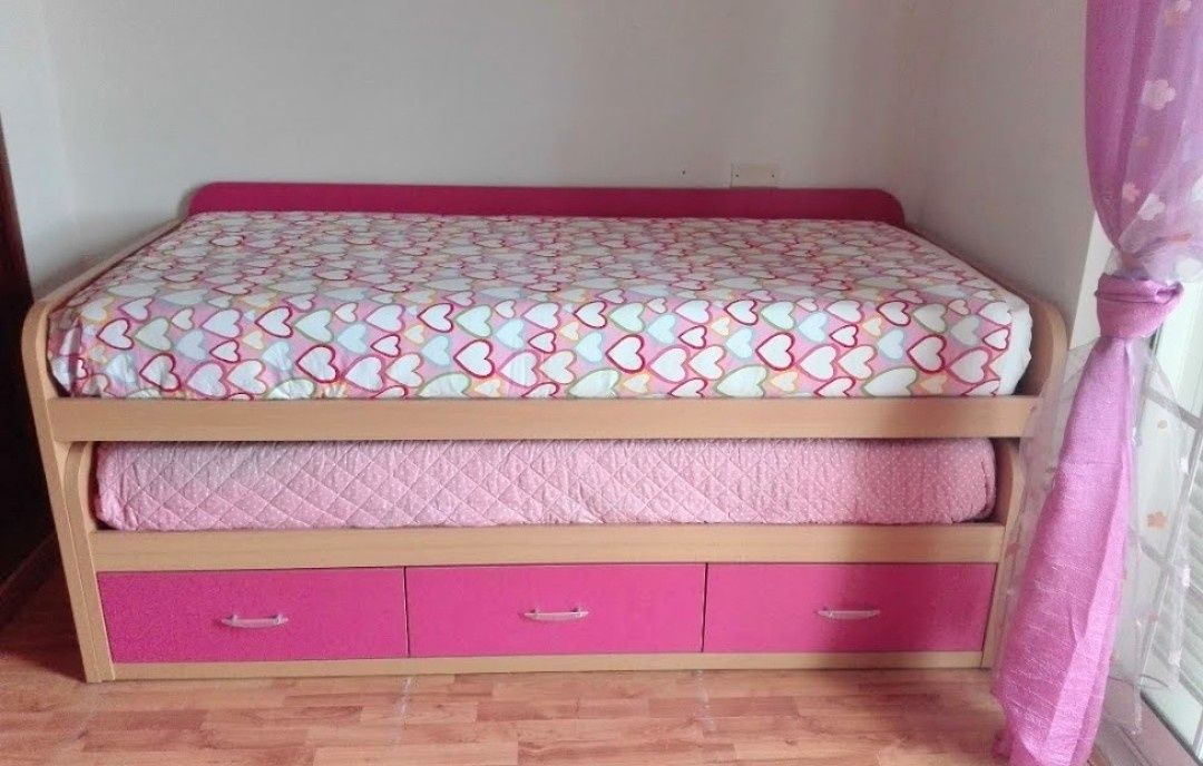 Cama dupla menina.