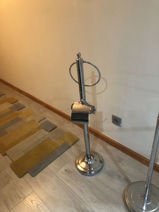 Suporte toalha triplo e suporte papel e toalha