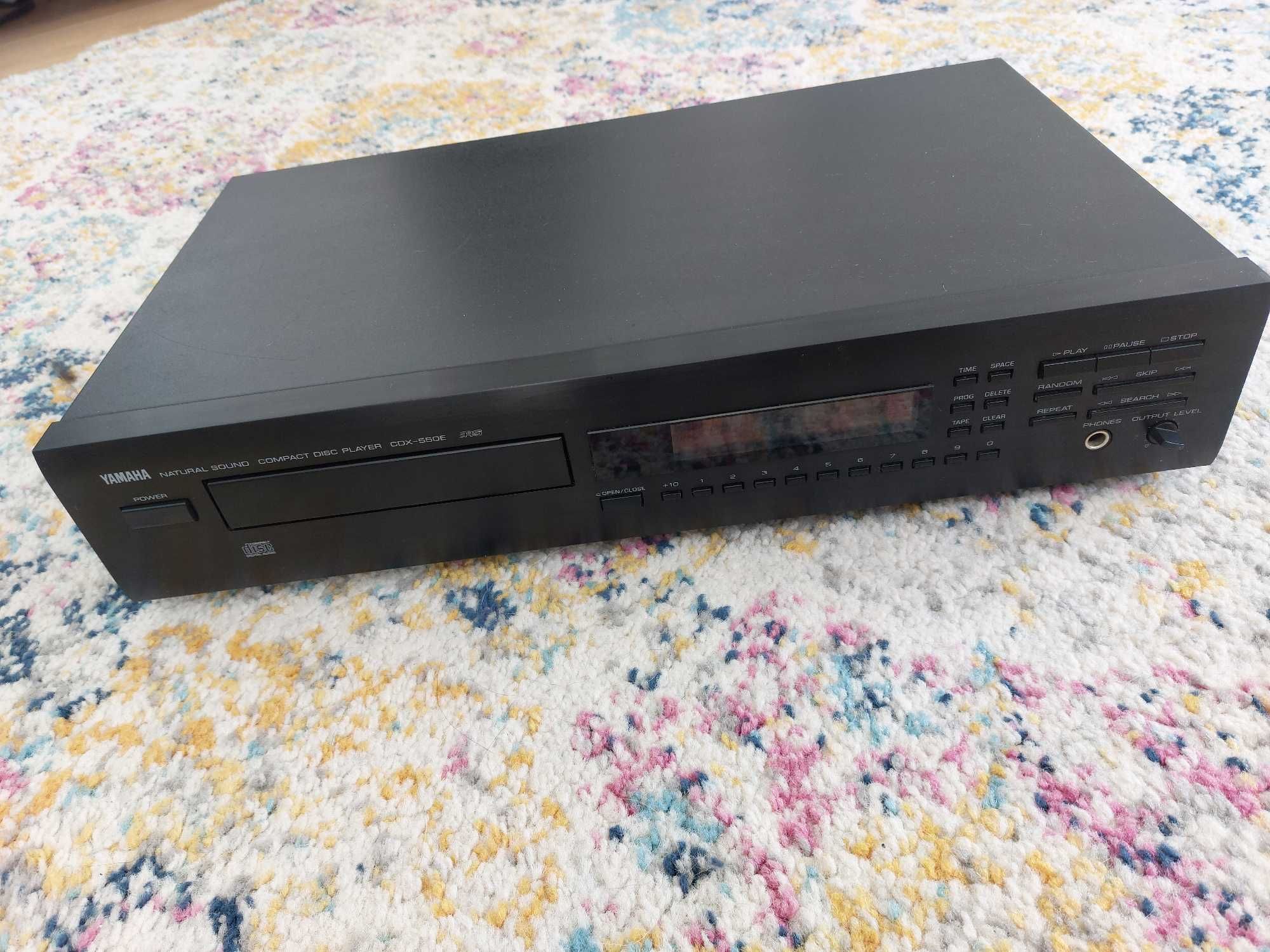 YAMAHA CDX-550E odtwarzacz cd