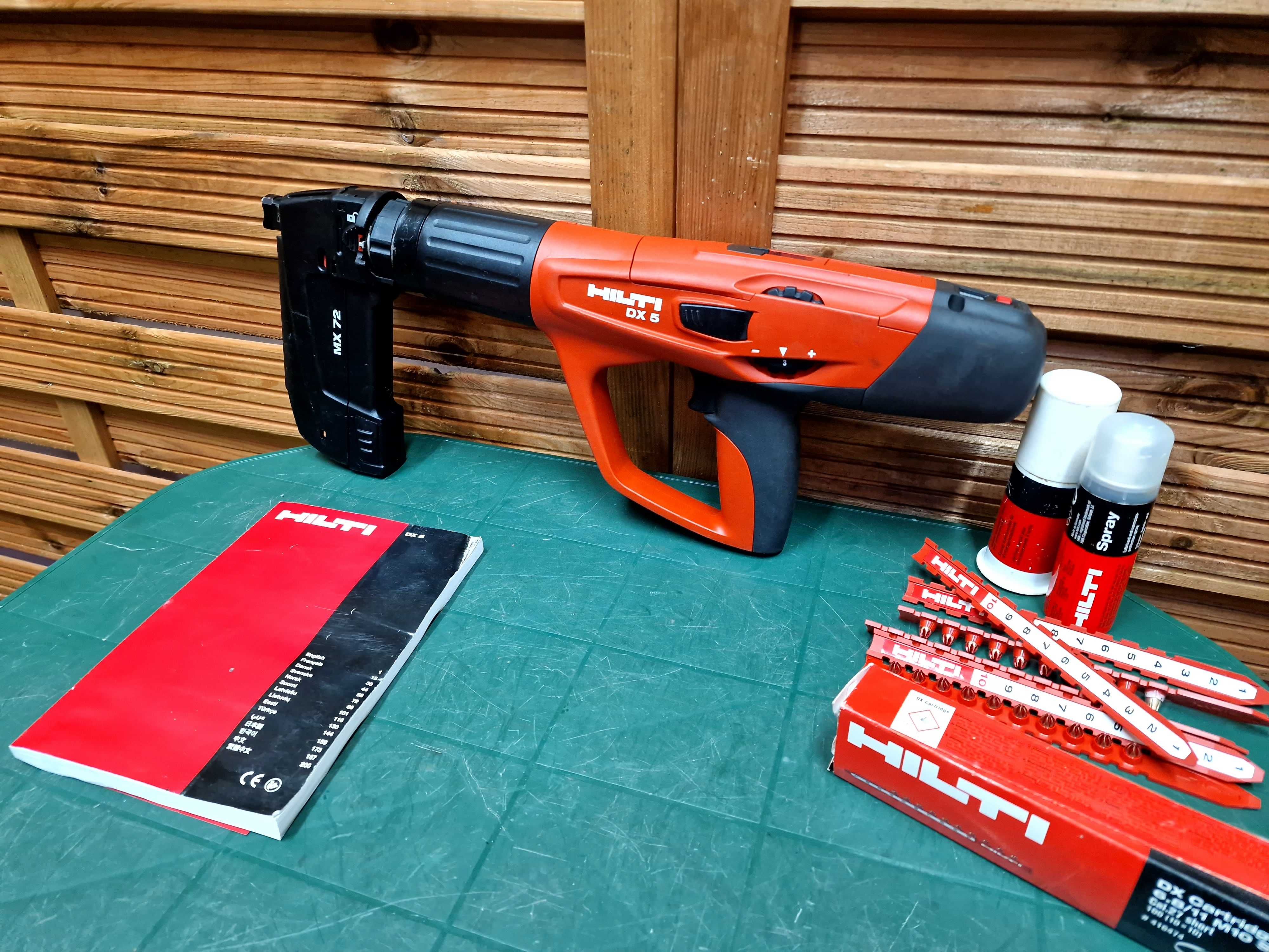 Osadzak  HILTI DX5 !! OKAZJA !!