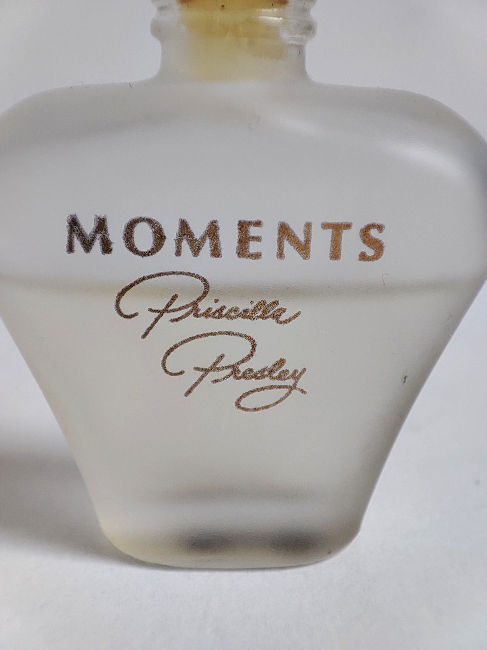 Miniatura PRISCILLA PRESLEY - Moments