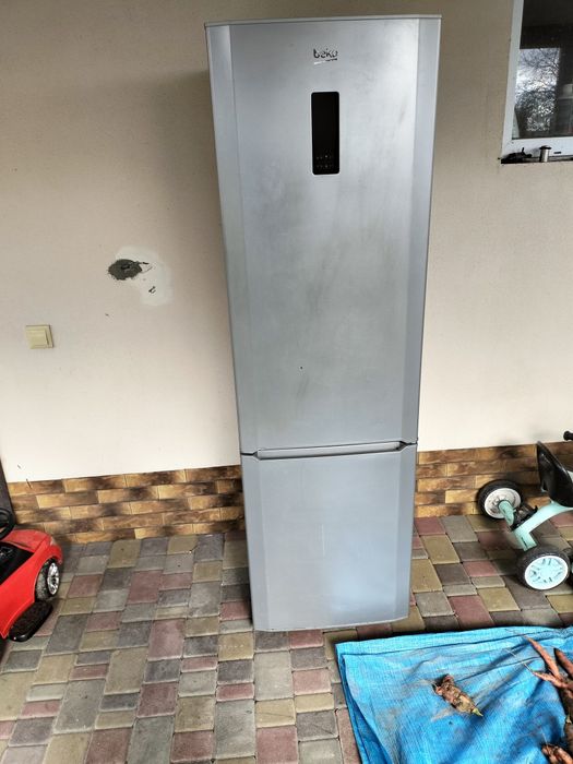 Холодильник beko