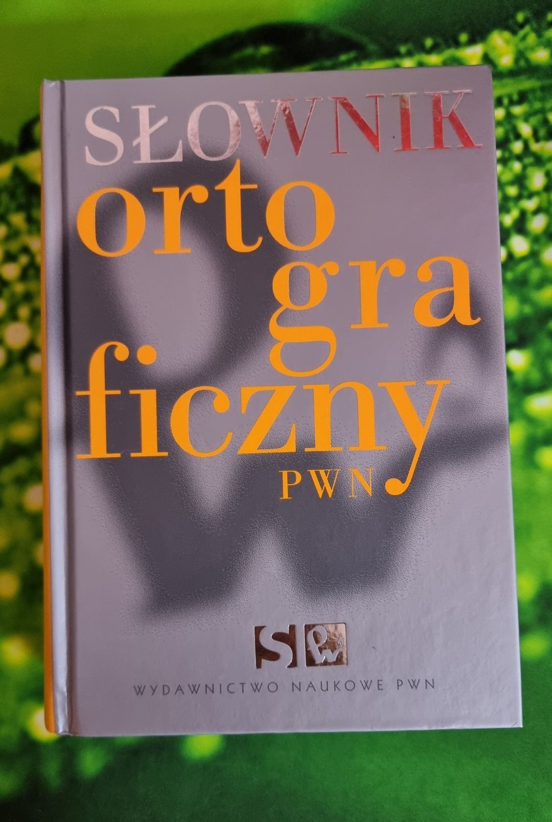 Wyprzedaż!  Zestaw słowników w twardej oprawie