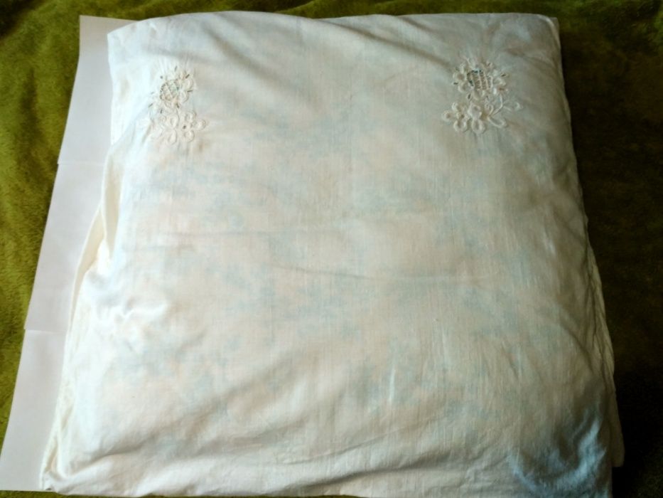 2 подушки наволочки ссср советские белые с розами ришелье вышивка