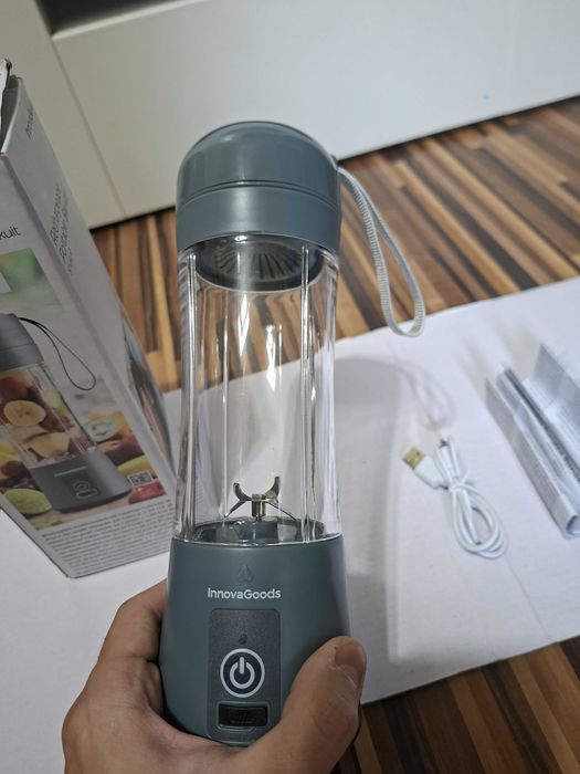 Przenośny blender USB akumulatorowy InnovaGoods kubek bidon butelka