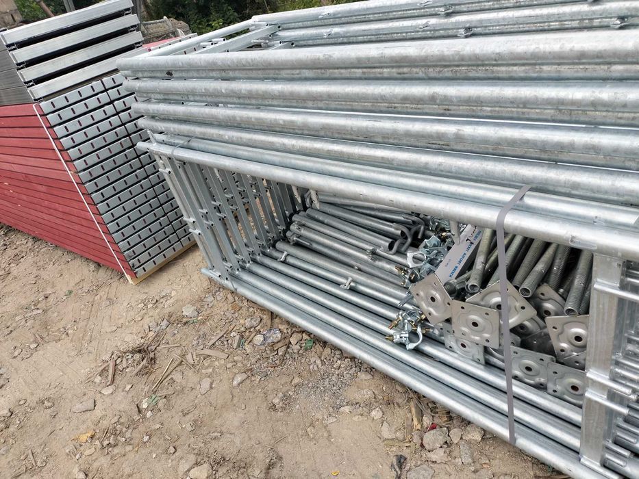 Rusztowanie systemowe 24x8,5m  200m2 pletak plettac