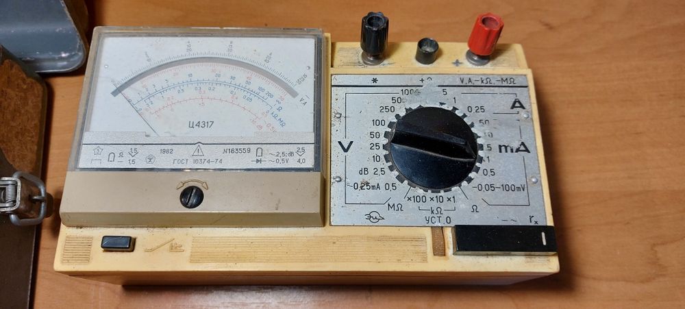 Електровимірювальний багатофункціональний прилад Ц 4317