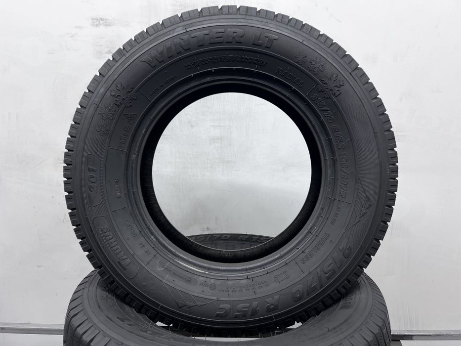 2шт зима 215/70/R15C 8,5мм 2023р Taurus Winter LT