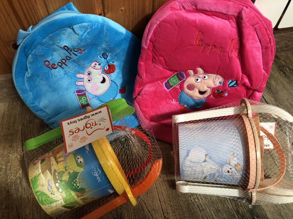 Рюкзак плюшевий з Пеппою з іграшками (блакитний і рожевий)
