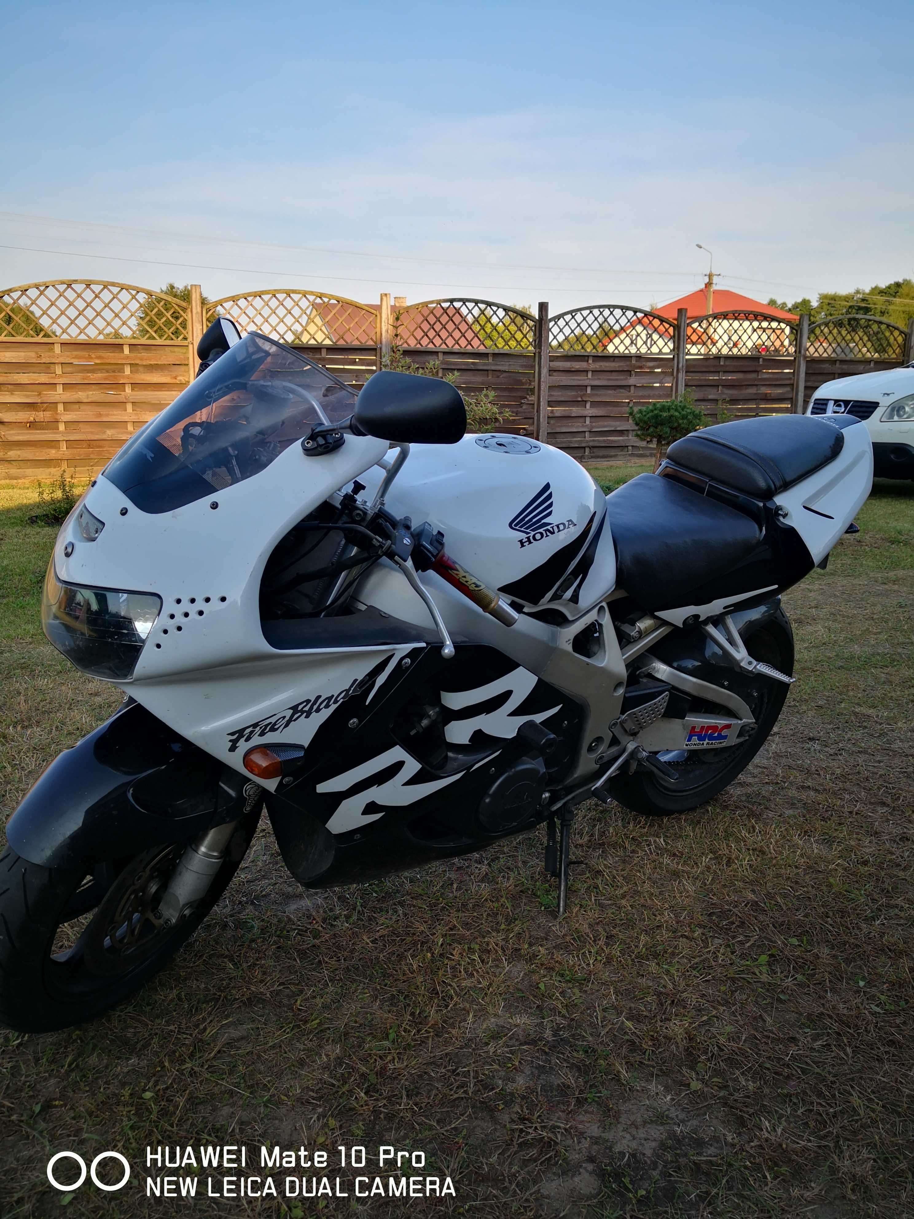 Honda cbr 919 RR SC33 Fireblade.